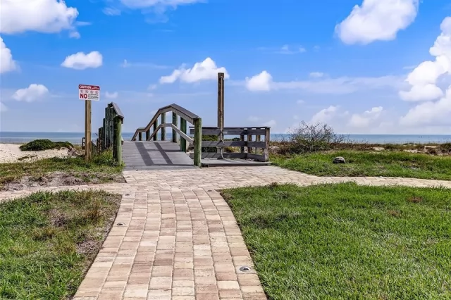 your oceanfront hideaway at Sailmaker 103 in Summer Beach on Amelia Island, FL.

https://www.365sol.com/property/4076

#ameliaisland #florida #beach #oceanfront #beach #travel #vacationrental #explorepage